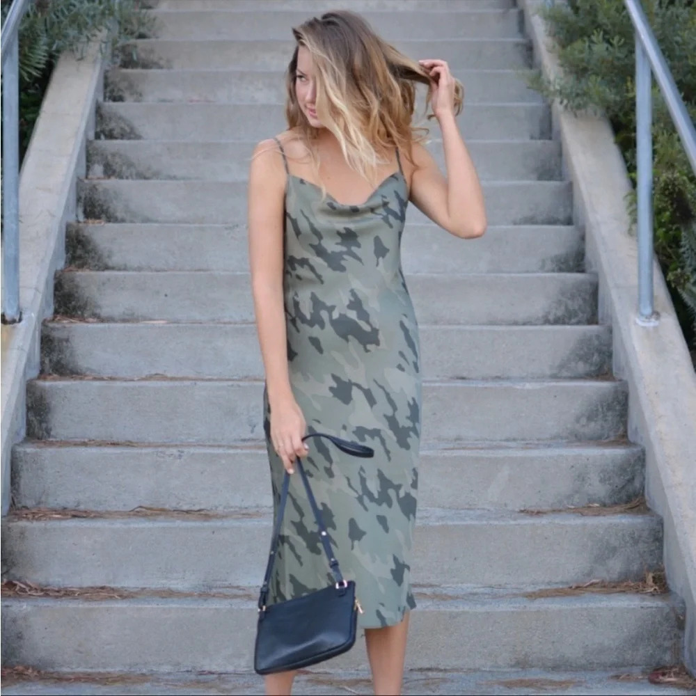 Banana Republic- Cowl neck camo Slip Dress - Picture 9 of 9